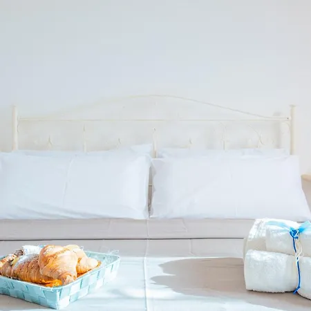 Giulia Con Piscina Privata - Specchia