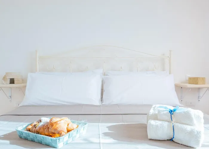 Giulia Con Piscina Privata - Specchia